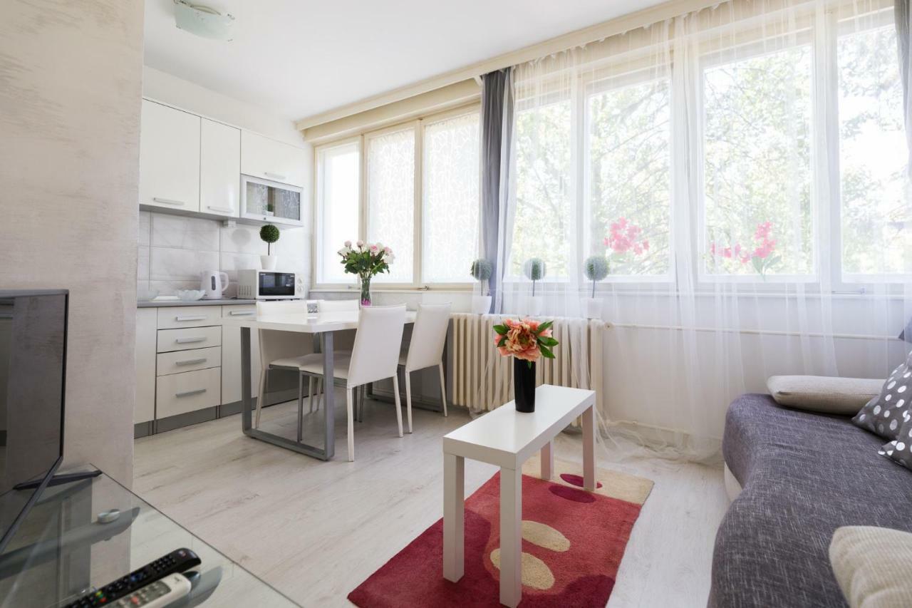 Appartement Grace à Belgrade Extérieur photo